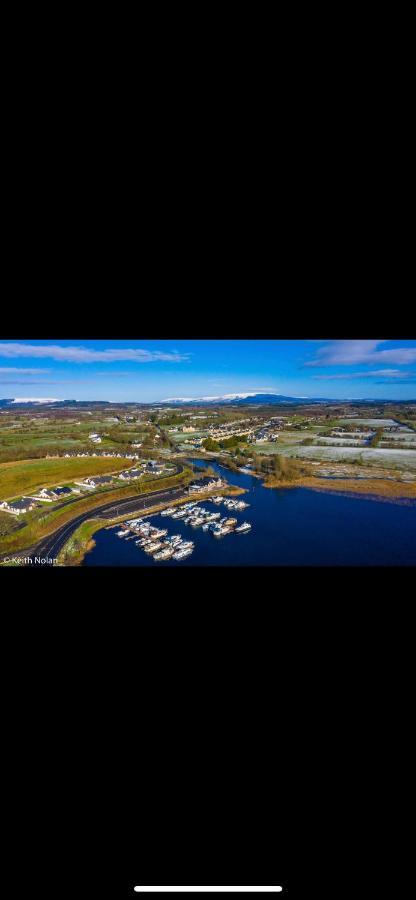Lough Key Luxury Riverfront Apartment Cootehall Esterno foto