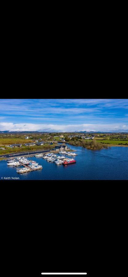 Lough Key Luxury Riverfront Apartment Cootehall Esterno foto